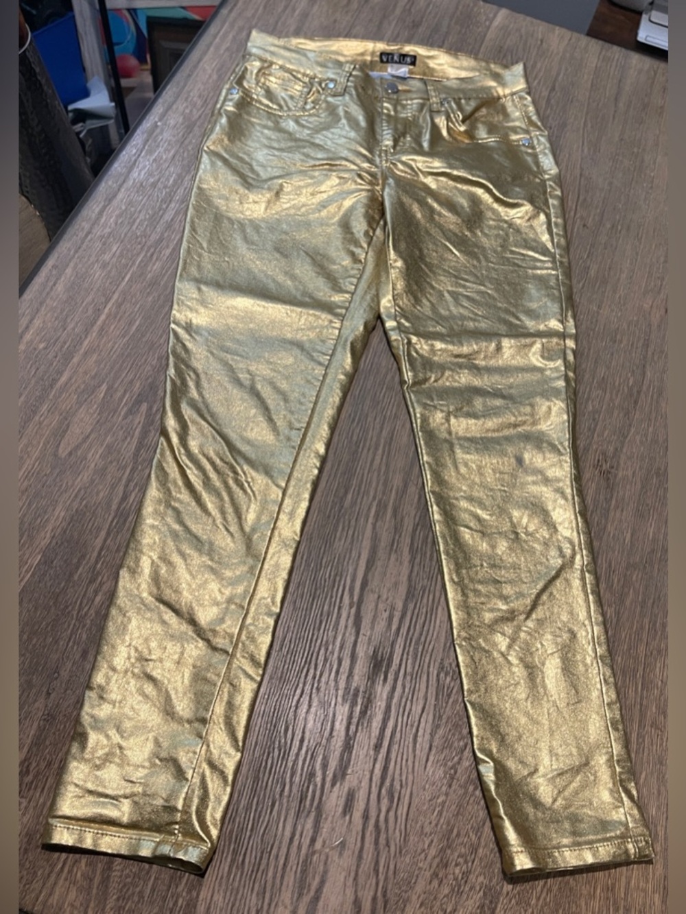 Wmn’s VENUS Metallic Gold Skinny Pants, Size 2